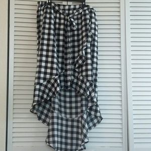 Hi low ruffle skirt